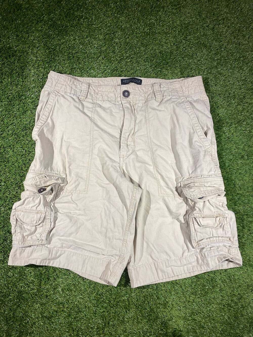 Aeropostale Cargo Shorts Size 34 Beige Cotton Utility Pockets